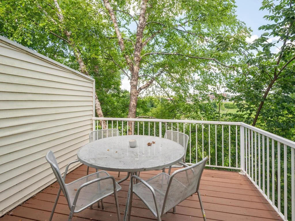 4892 Bluff Heights Trail, Prior Lake, MN 55372