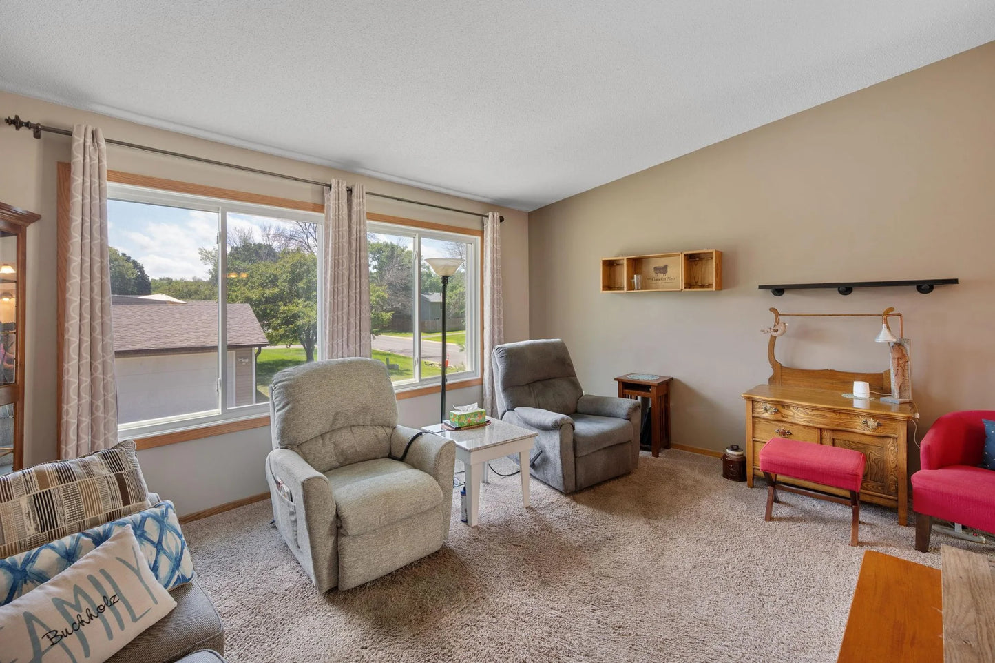 4411 Clover Lane, Eagan, MN 55122
