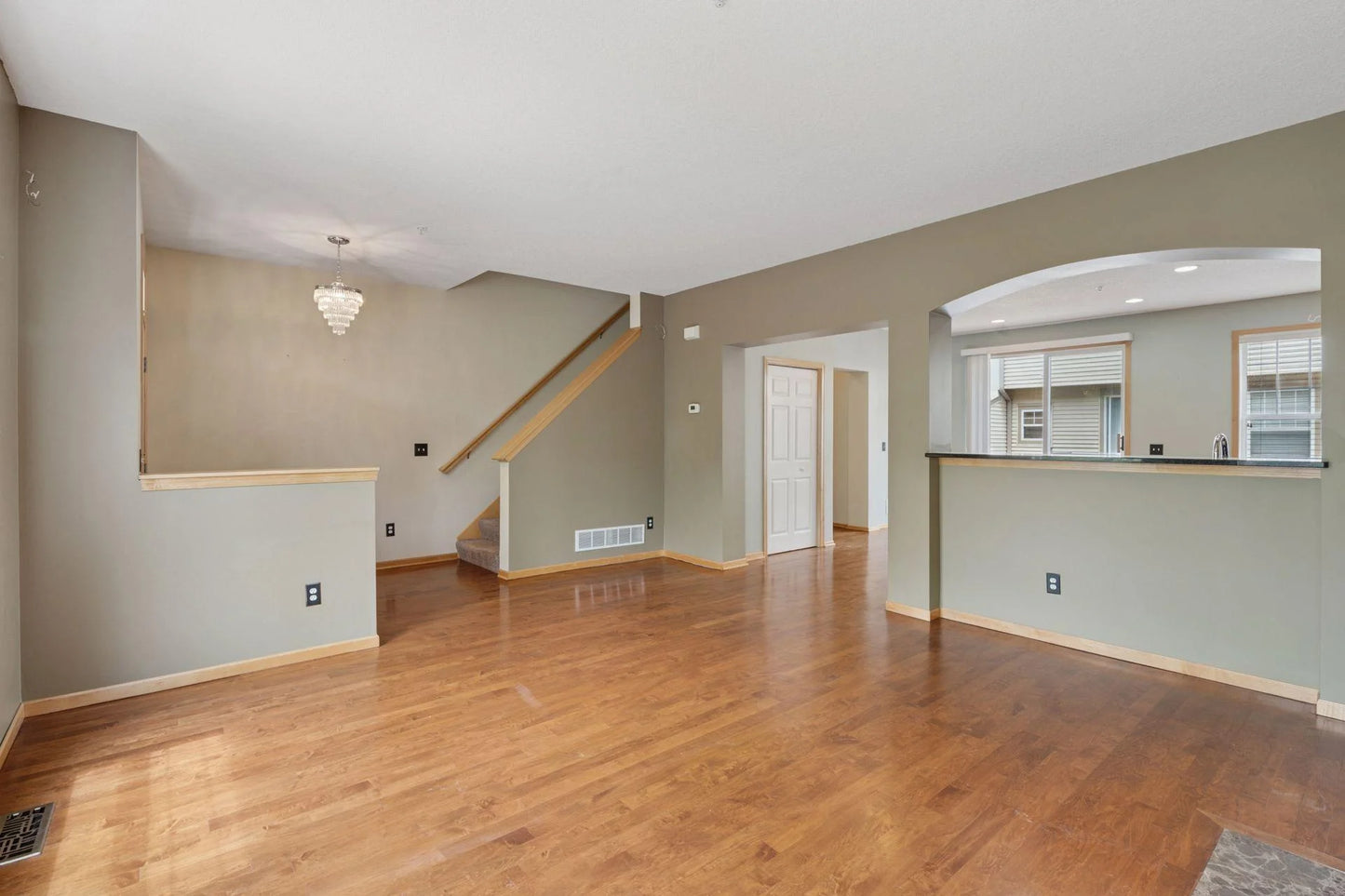 11350 Stratton Avenue, Eden Prairie, MN 55344