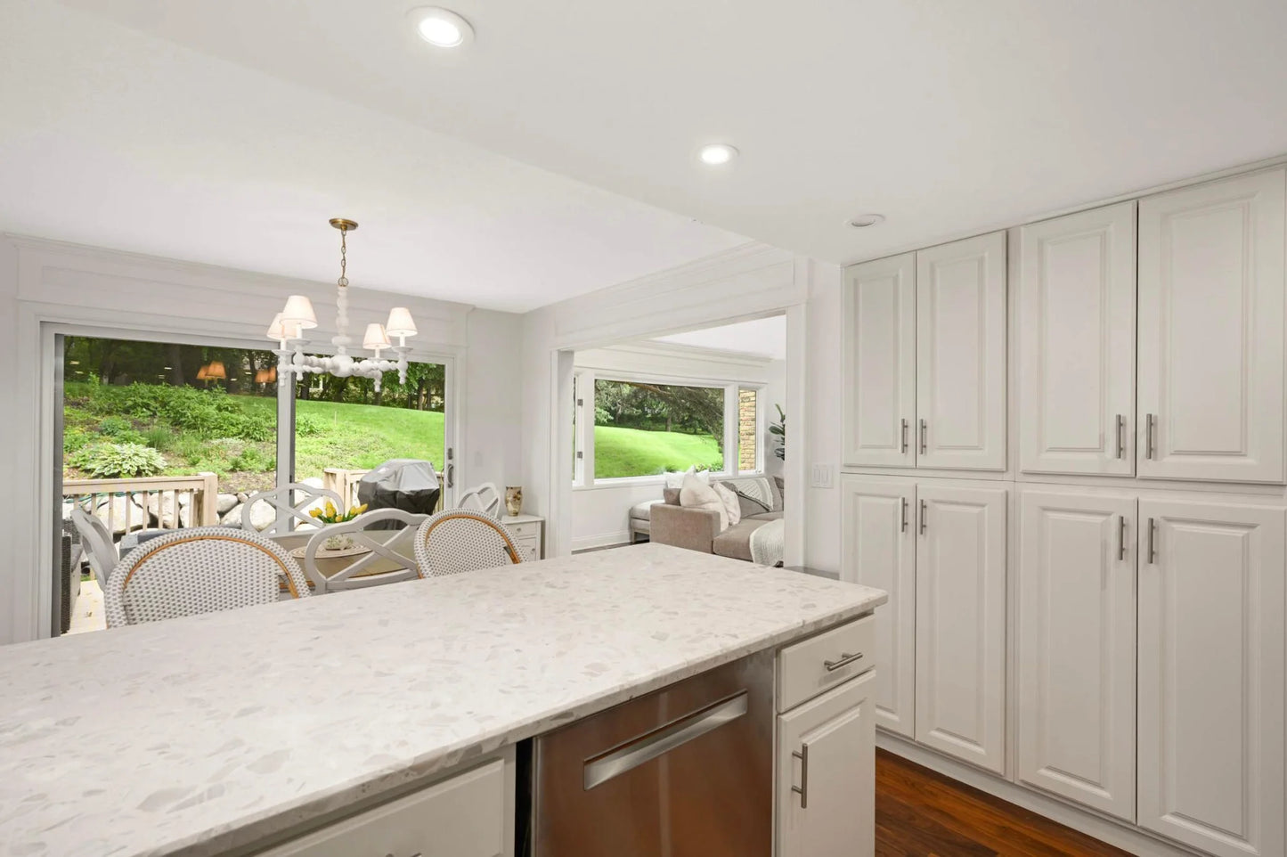 5713 Duncan Lane, Edina, MN 55436