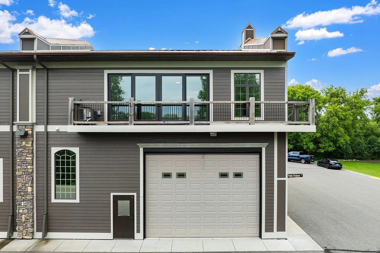 1760 Motorplex Court, Chanhassen, MN 55317