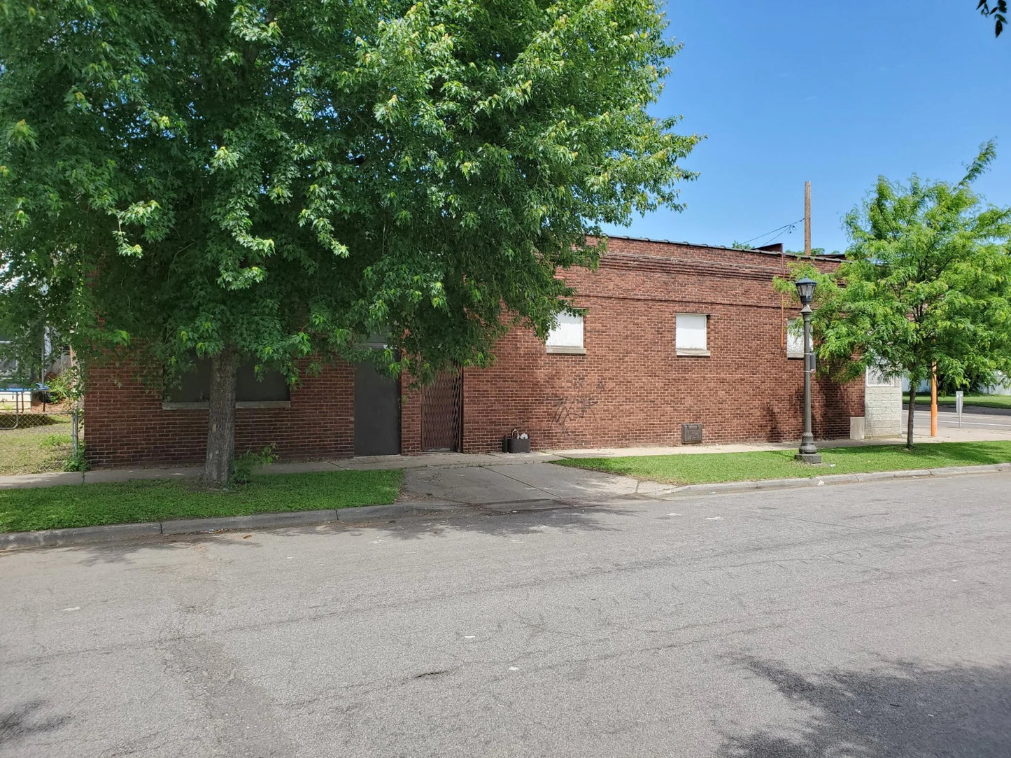 571 Dale Street, Saint Paul, MN 55103