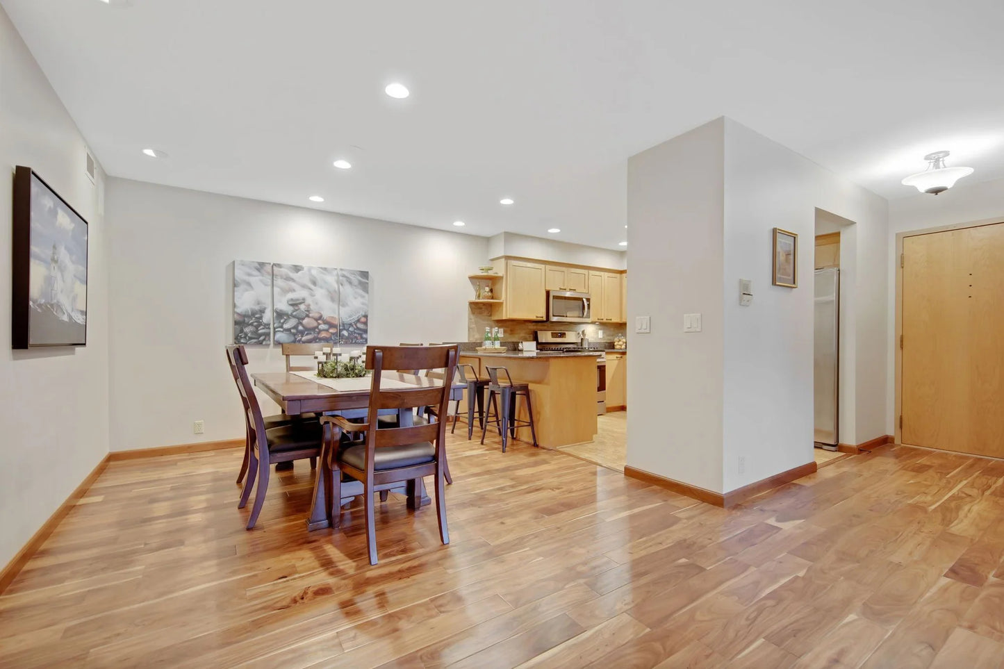 4360 France Avenue, Edina, MN 55410