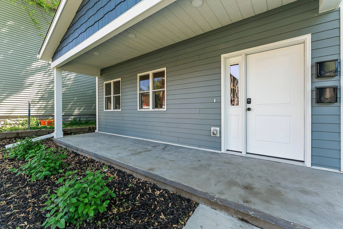 2507 1st Avenue, Minneapolis, MN 55404