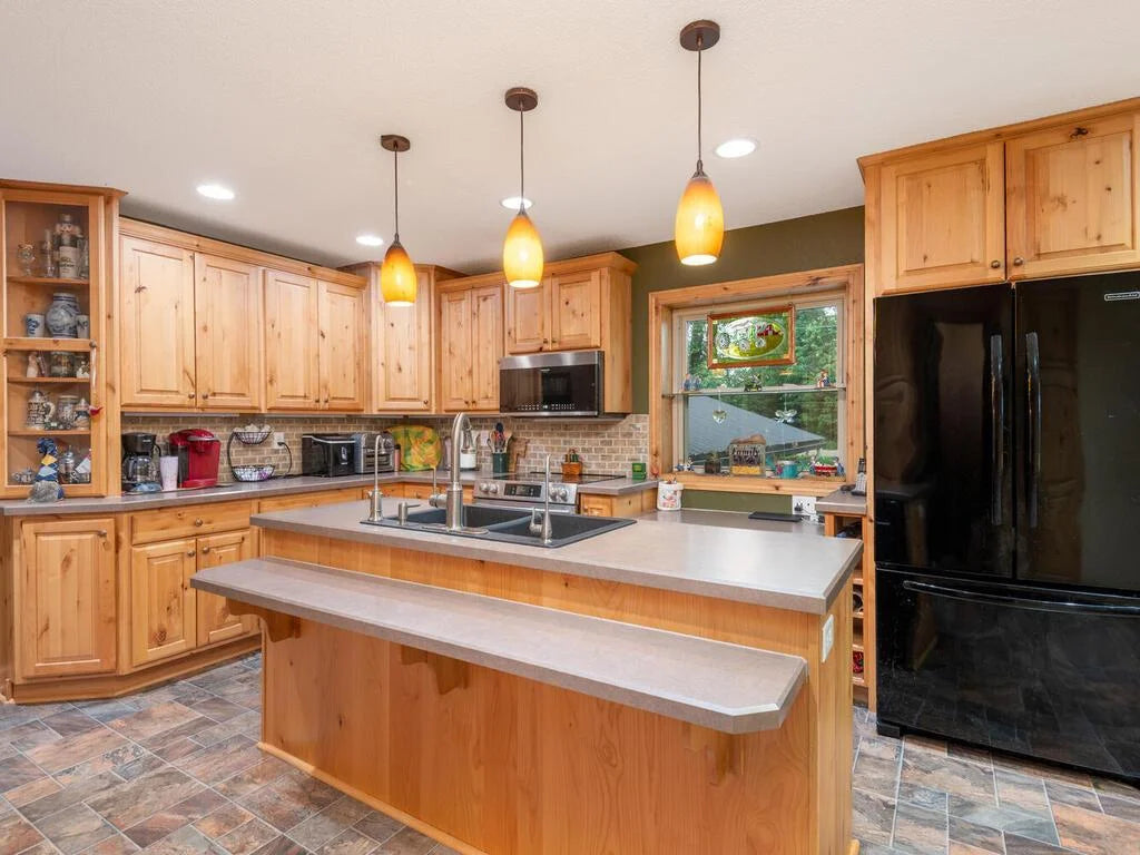 10460 County Road 50 , Cologne, MN 55322