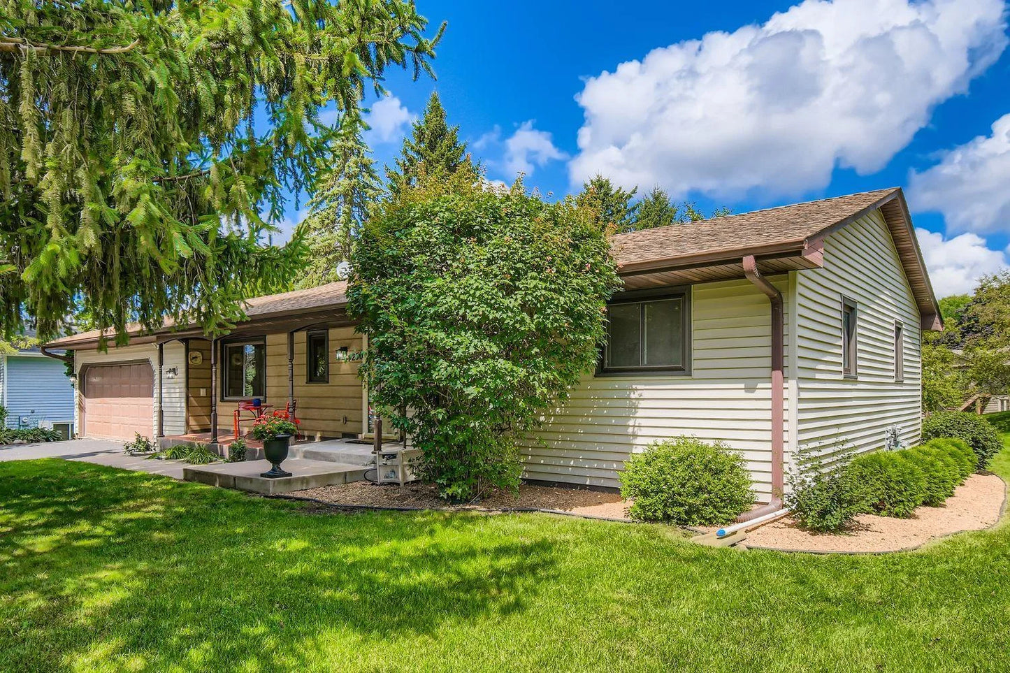 4250 Victoria Street, Shoreview, MN 55126