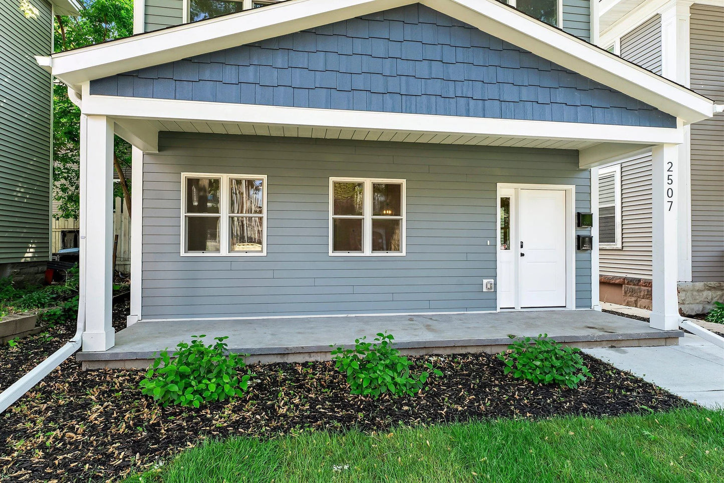 2507 1st Avenue, Minneapolis, MN 55404
