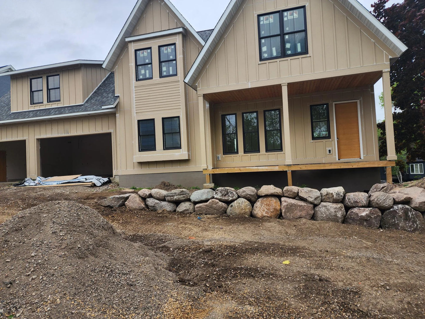 6456 Yosemite Lane, Chanhassen, MN 55331