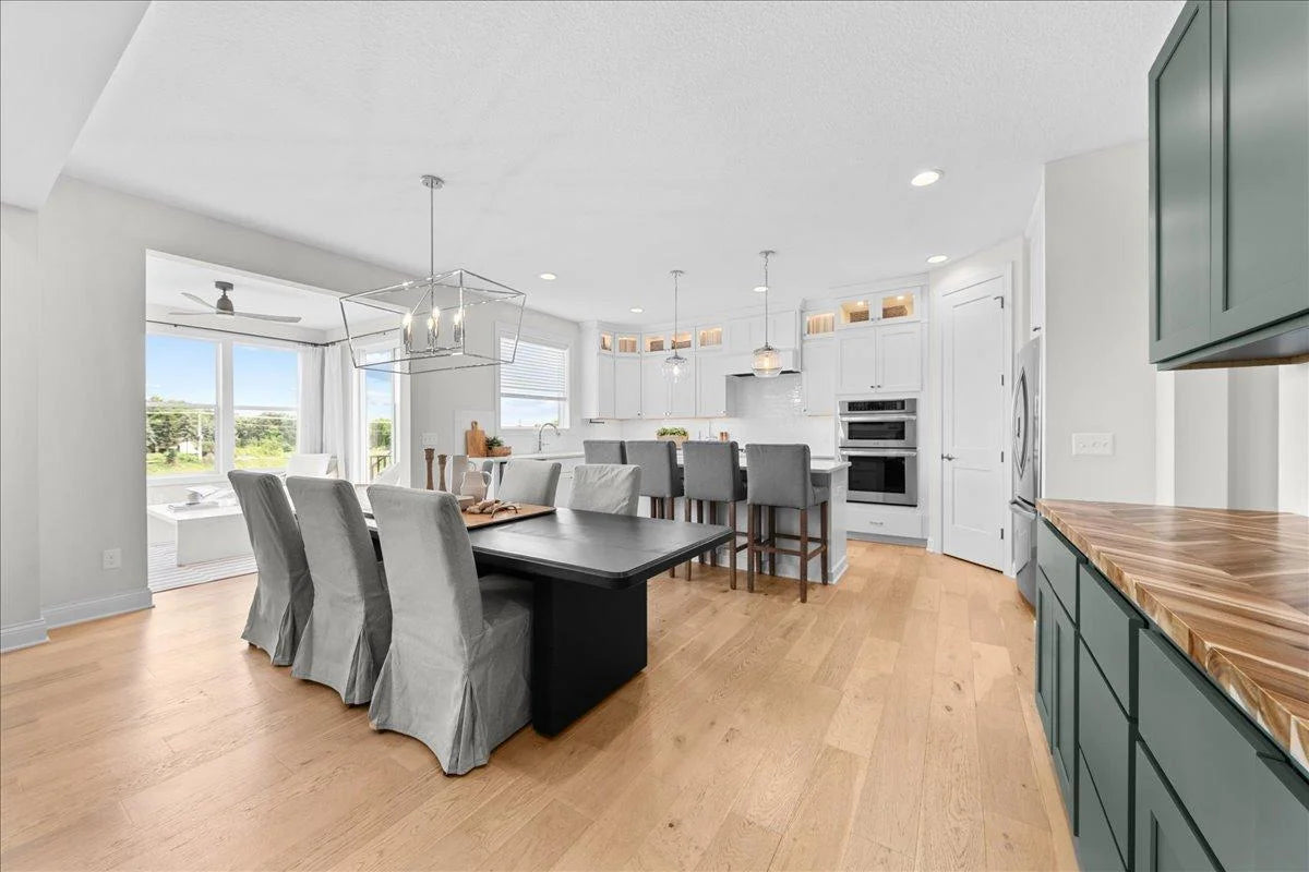 4145 Gable Court, Woodbury, MN 55129