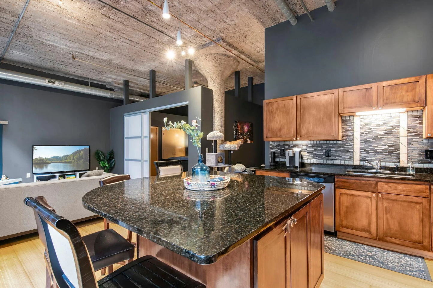 521 7th Street, Minneapolis, MN 55415