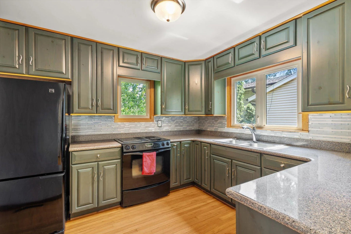 5554 Knoll Drive, Shoreview, MN 55126