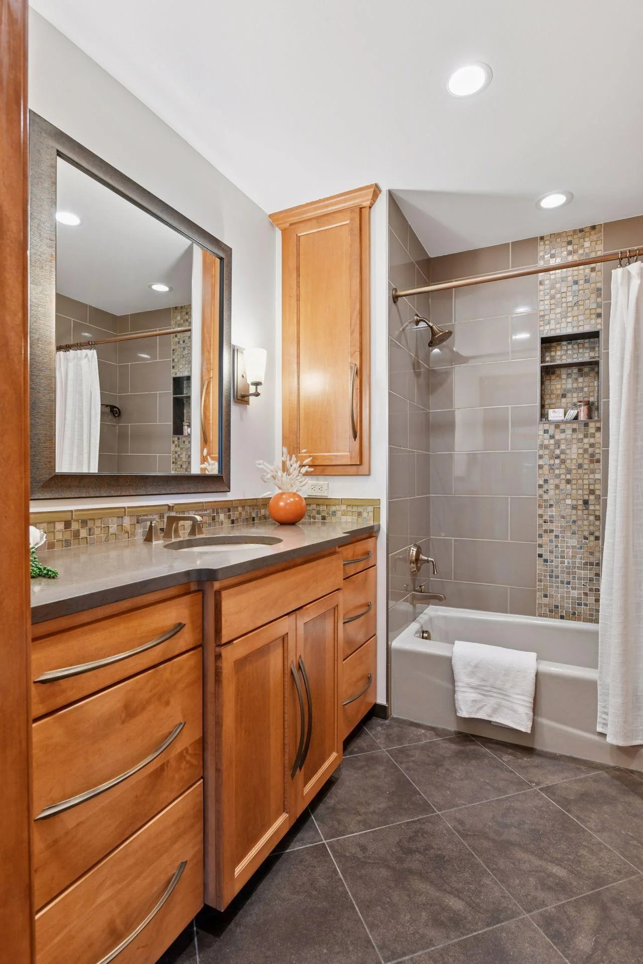 5006 Sheridan Avenue, Minneapolis, MN 55410