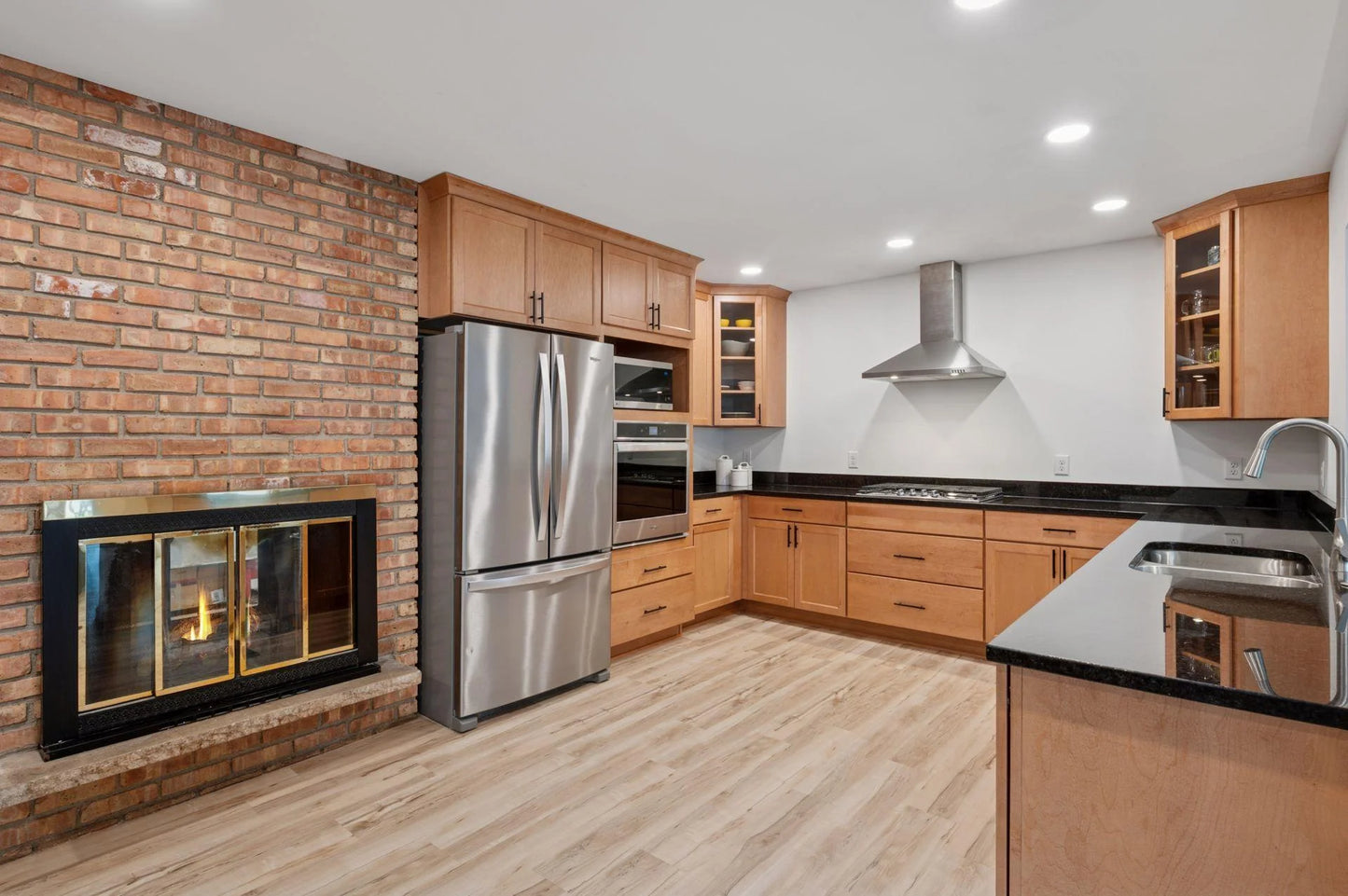 63 Langer Circle, West Saint Paul, MN 55118