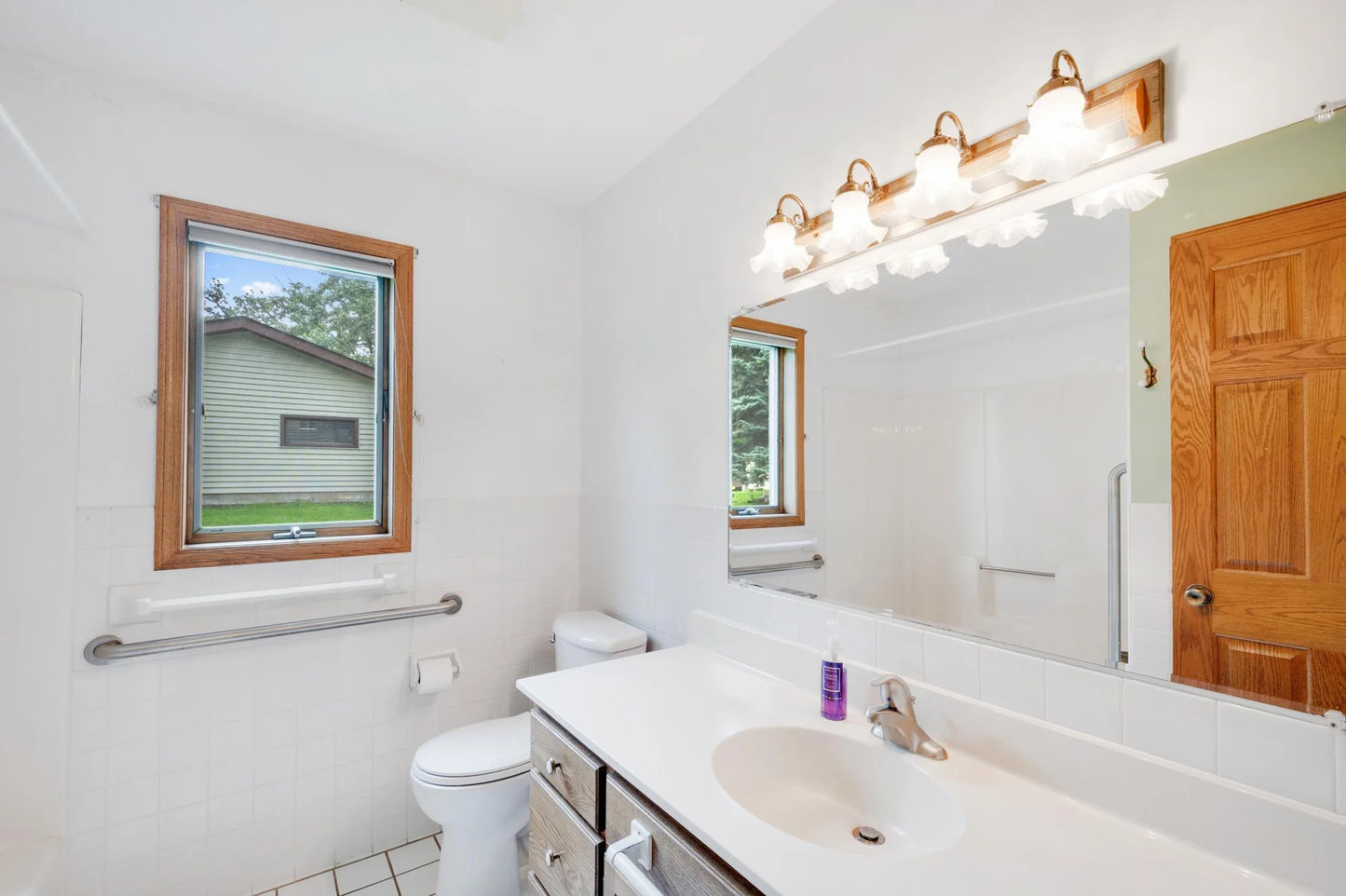 105 Knollwood Street, Annandale, MN 55302