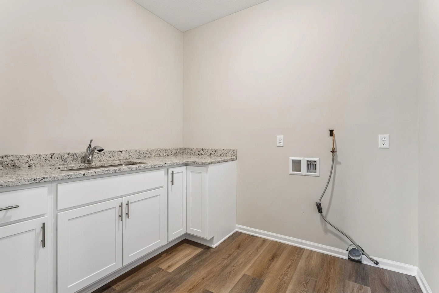 4905 Evergreen Drive, Hugo, MN 55038