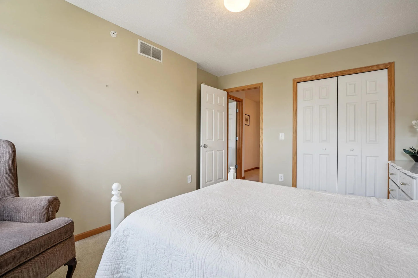 4333 Victor Path, Hugo, MN 55038
