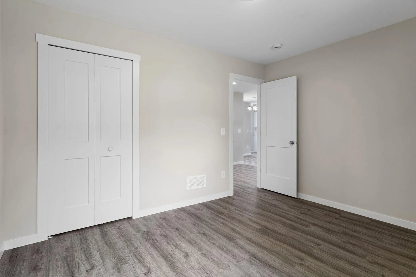 5244 Vincent Avenue, Brooklyn Center, MN 55430