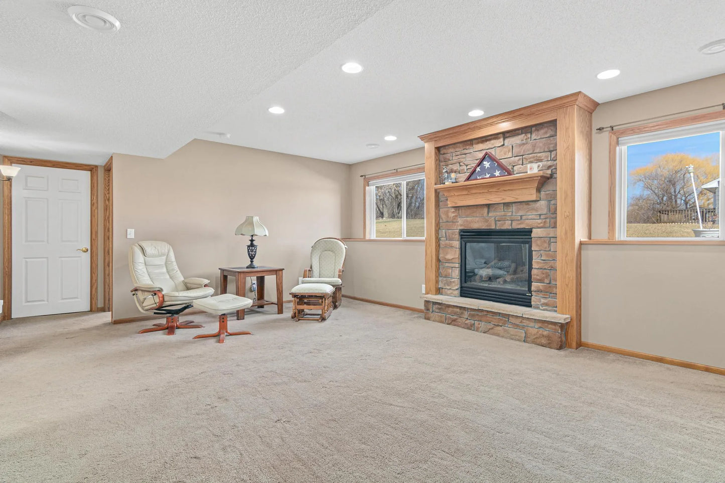 16450 Griffon Lane, Lakeville, MN 55044