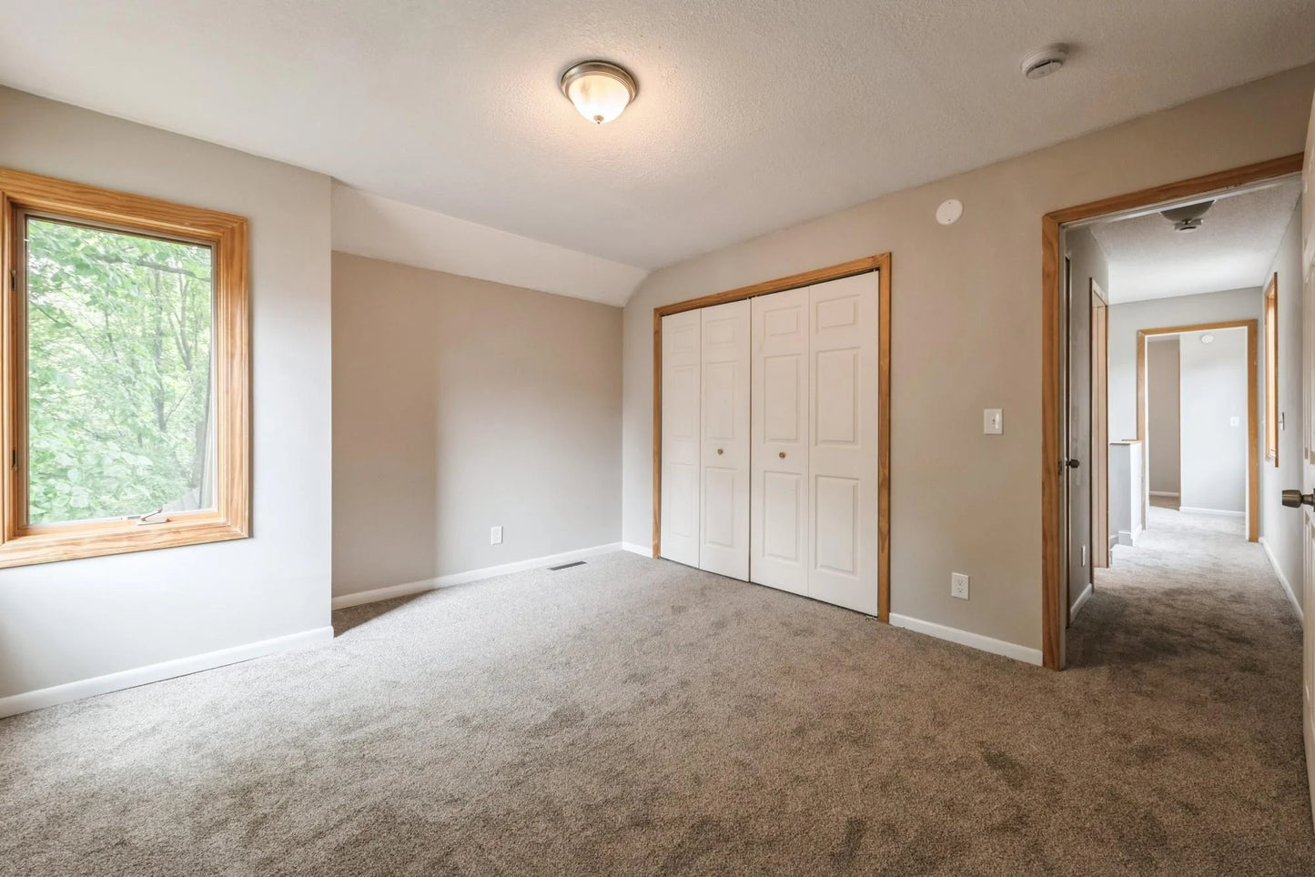1445 EastLake Drive, Chaska, MN 55318