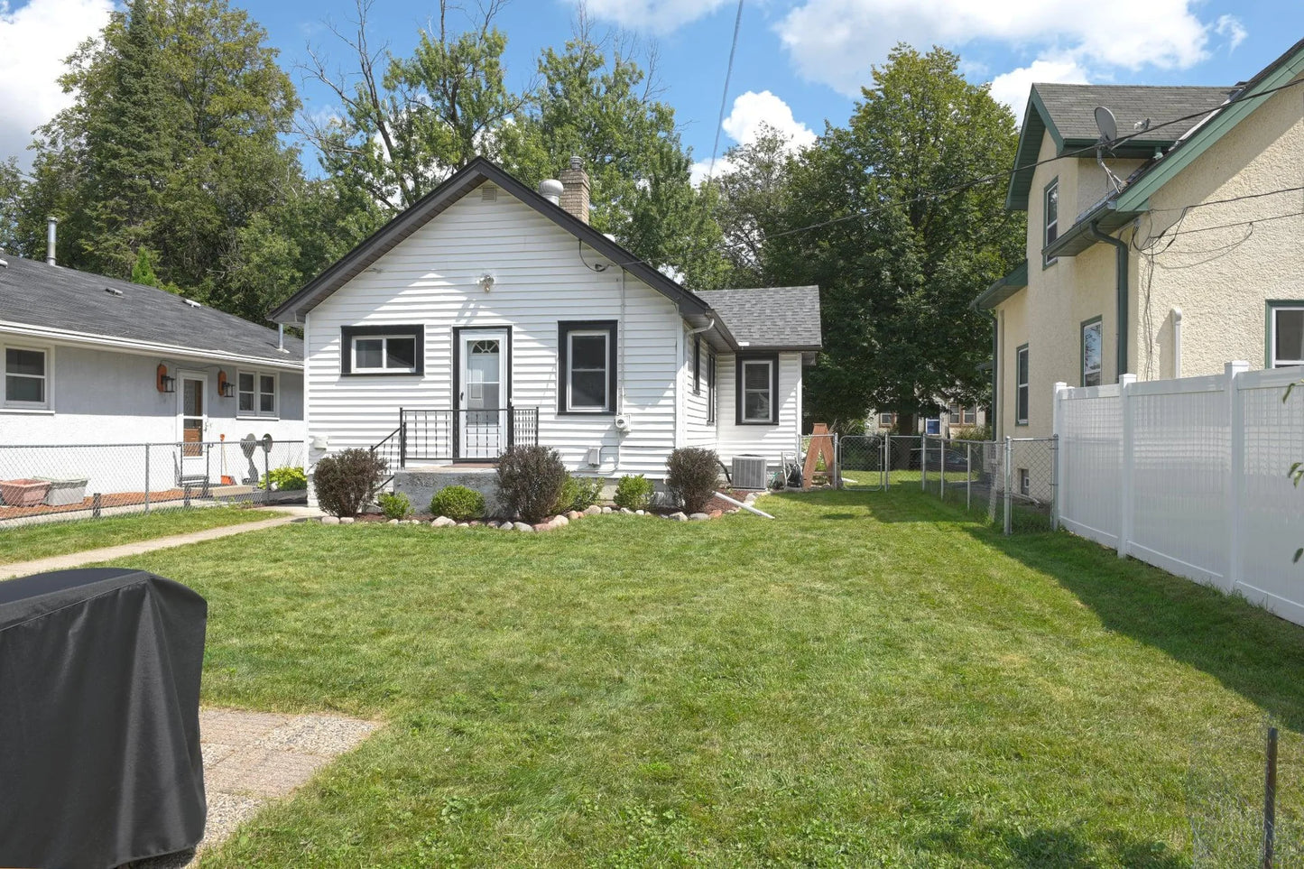 2546 Mckinley Street, Minneapolis, MN 55418