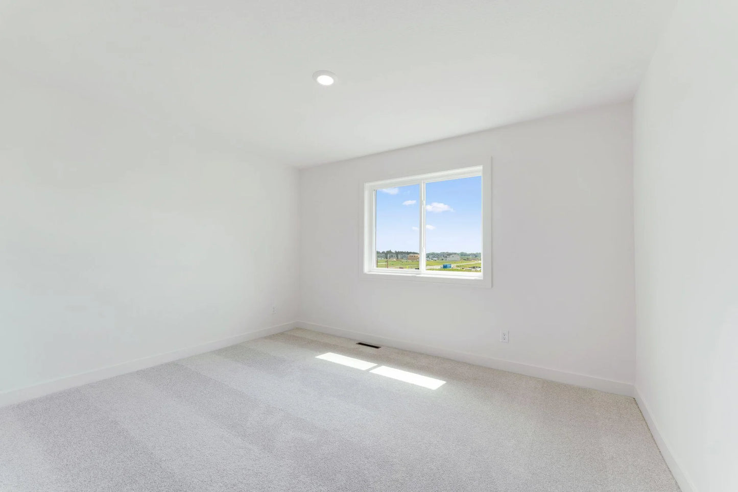 15068 Ardmullivan Lane, Rosemount, MN 55068