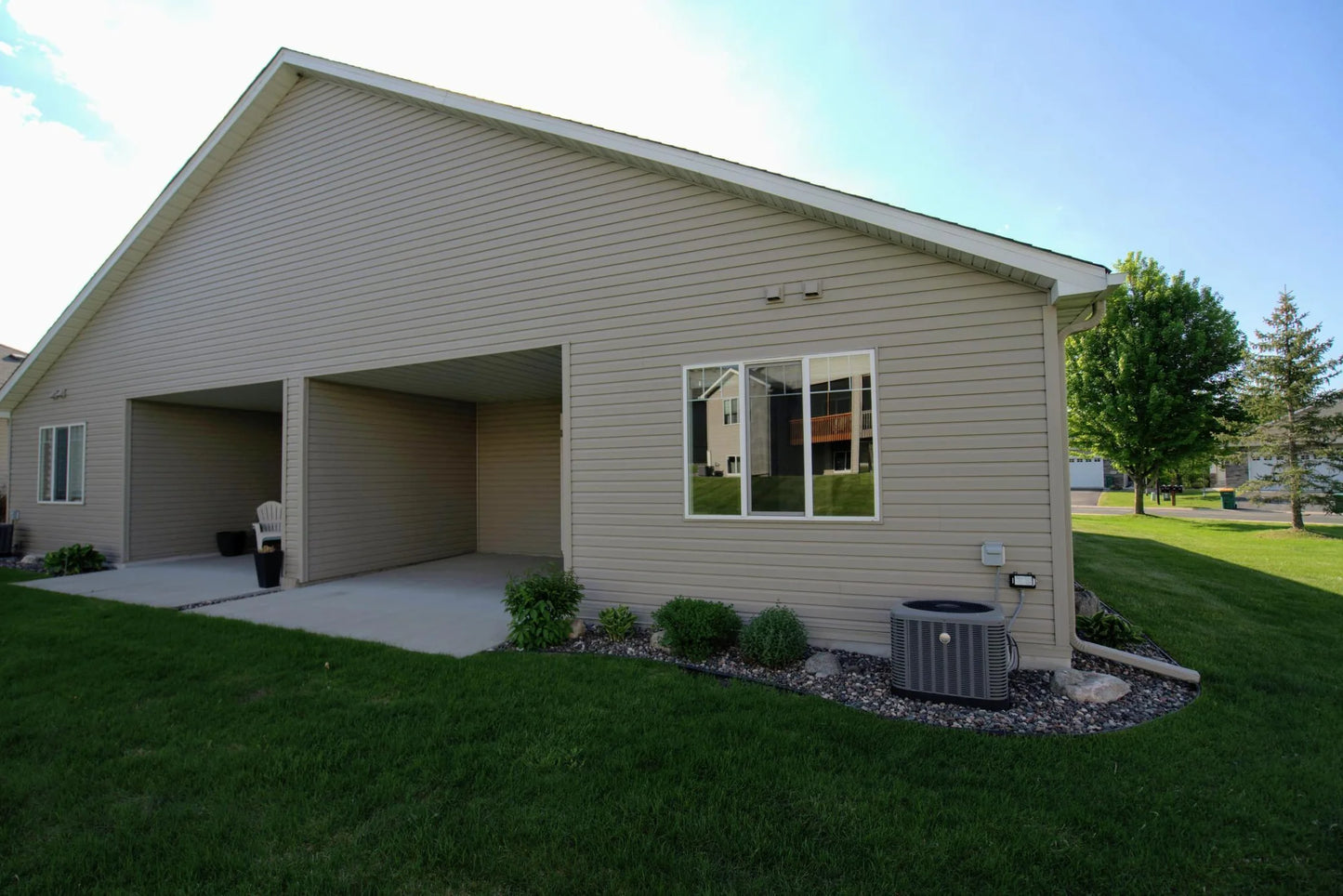 6150 Boulder Ridge Drive, Rockford, MN 55373