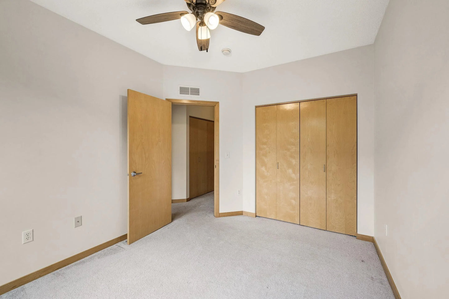 2566 Ellis Avenue, Saint Paul, MN 55114