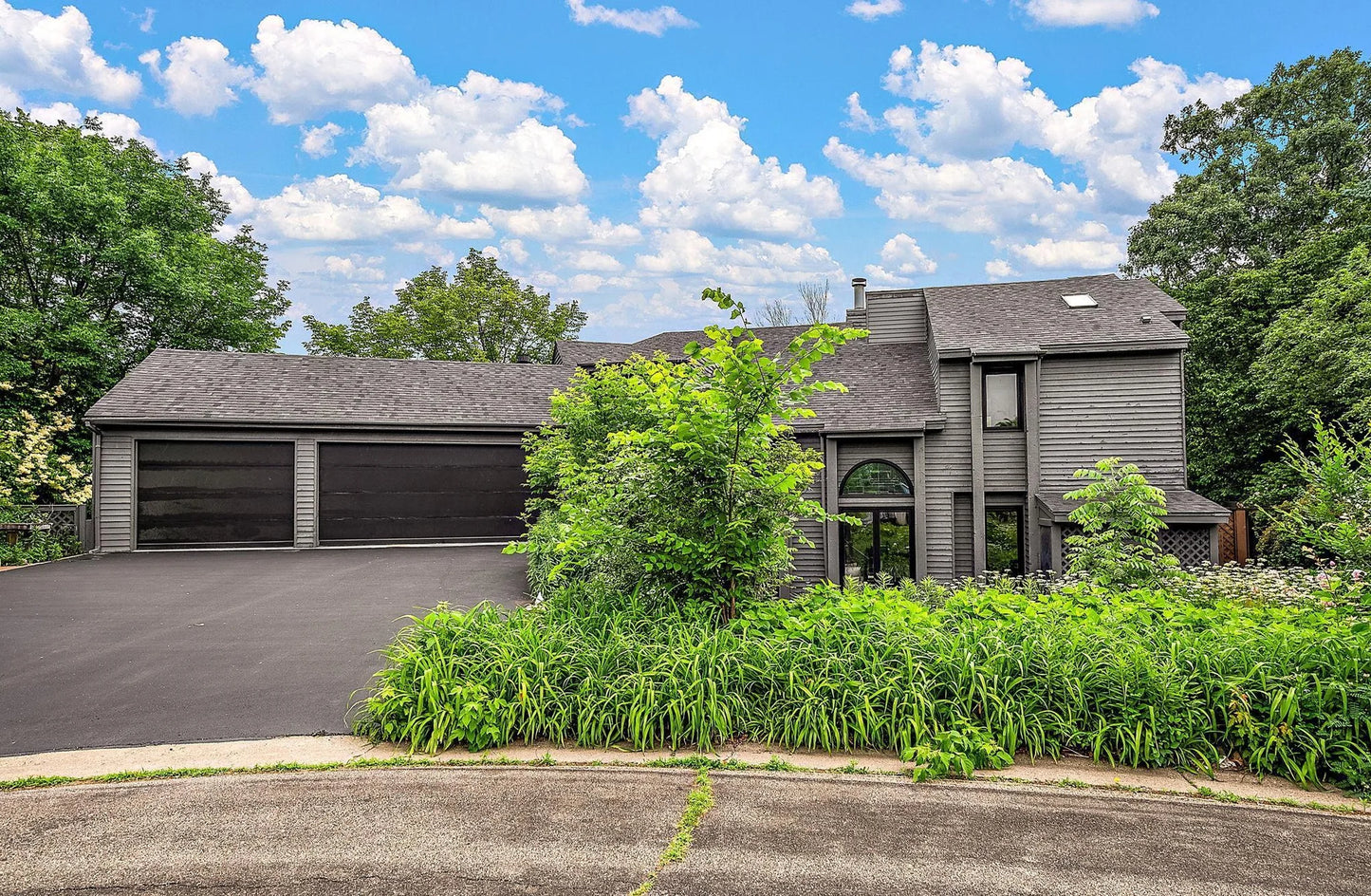 8335 Virginia Avenue, Bloomington, MN 55438