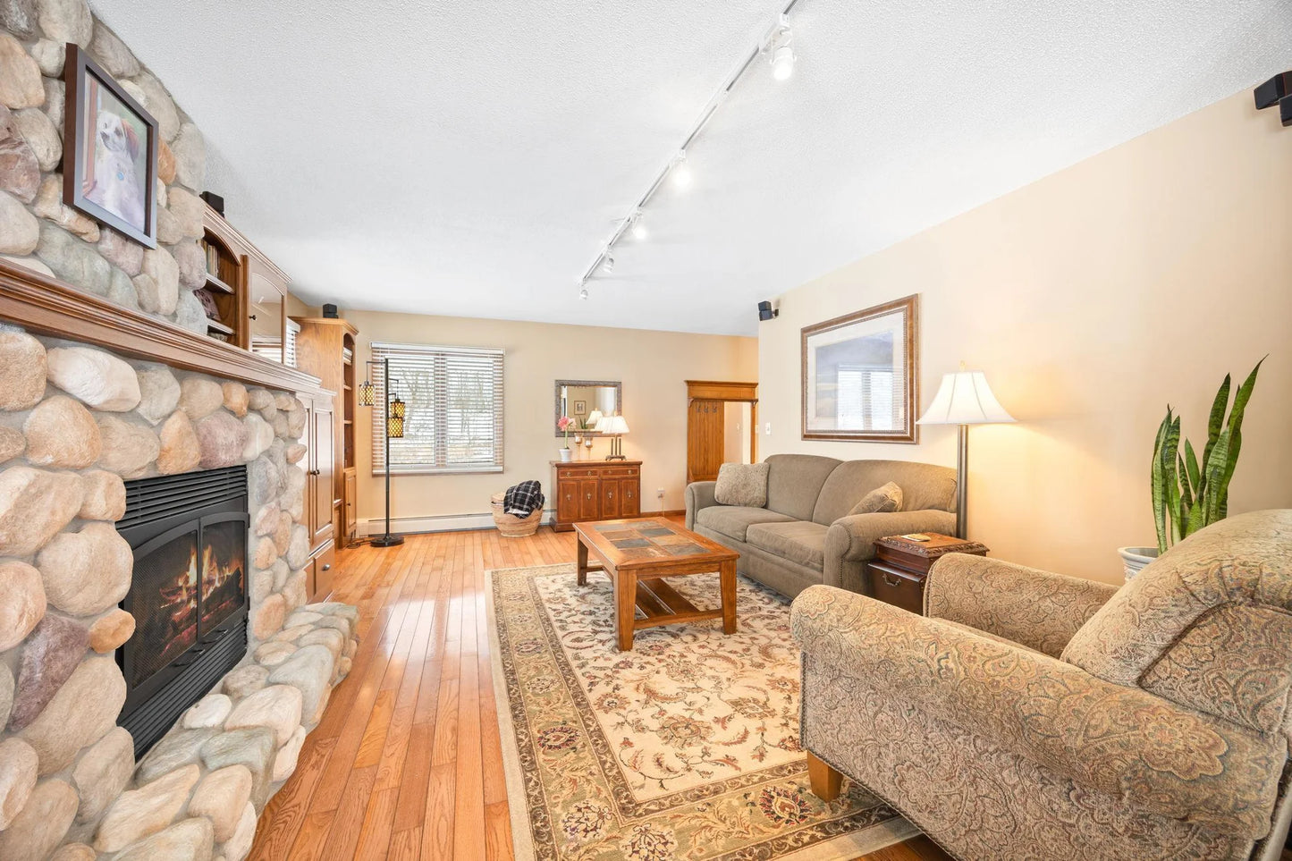 6825 Shore Drive, Greenfield, MN 55373