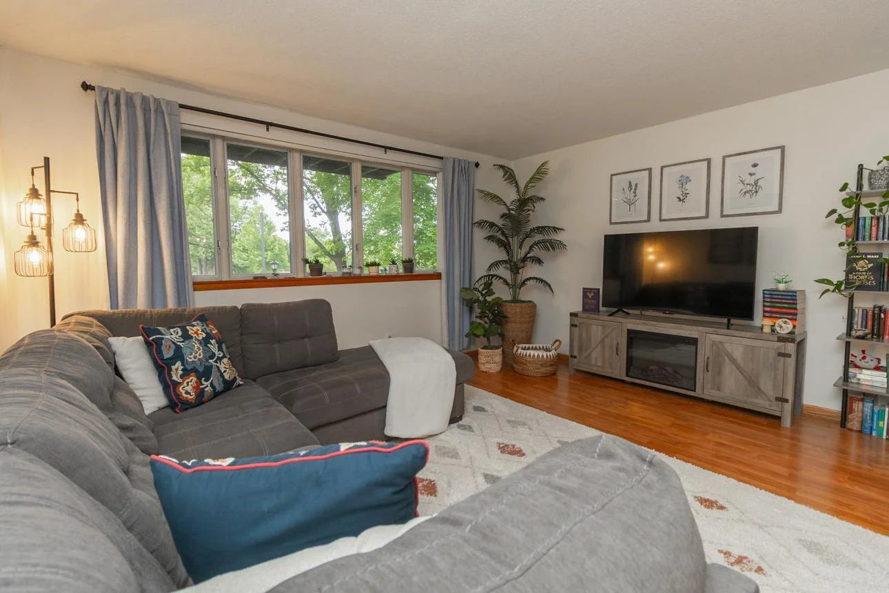 1269 Cleveland Avenue, Saint Paul, MN 55108