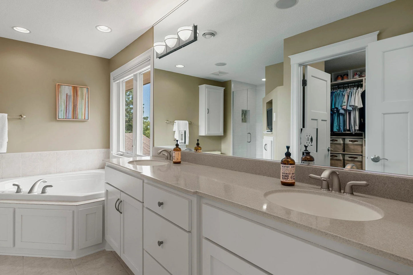 1411 Archwood Road, Minnetonka, MN 55305