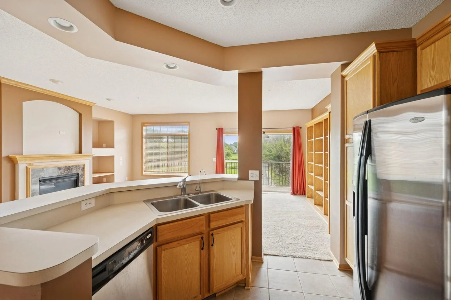4363 Victor Path, Hugo, MN 55038