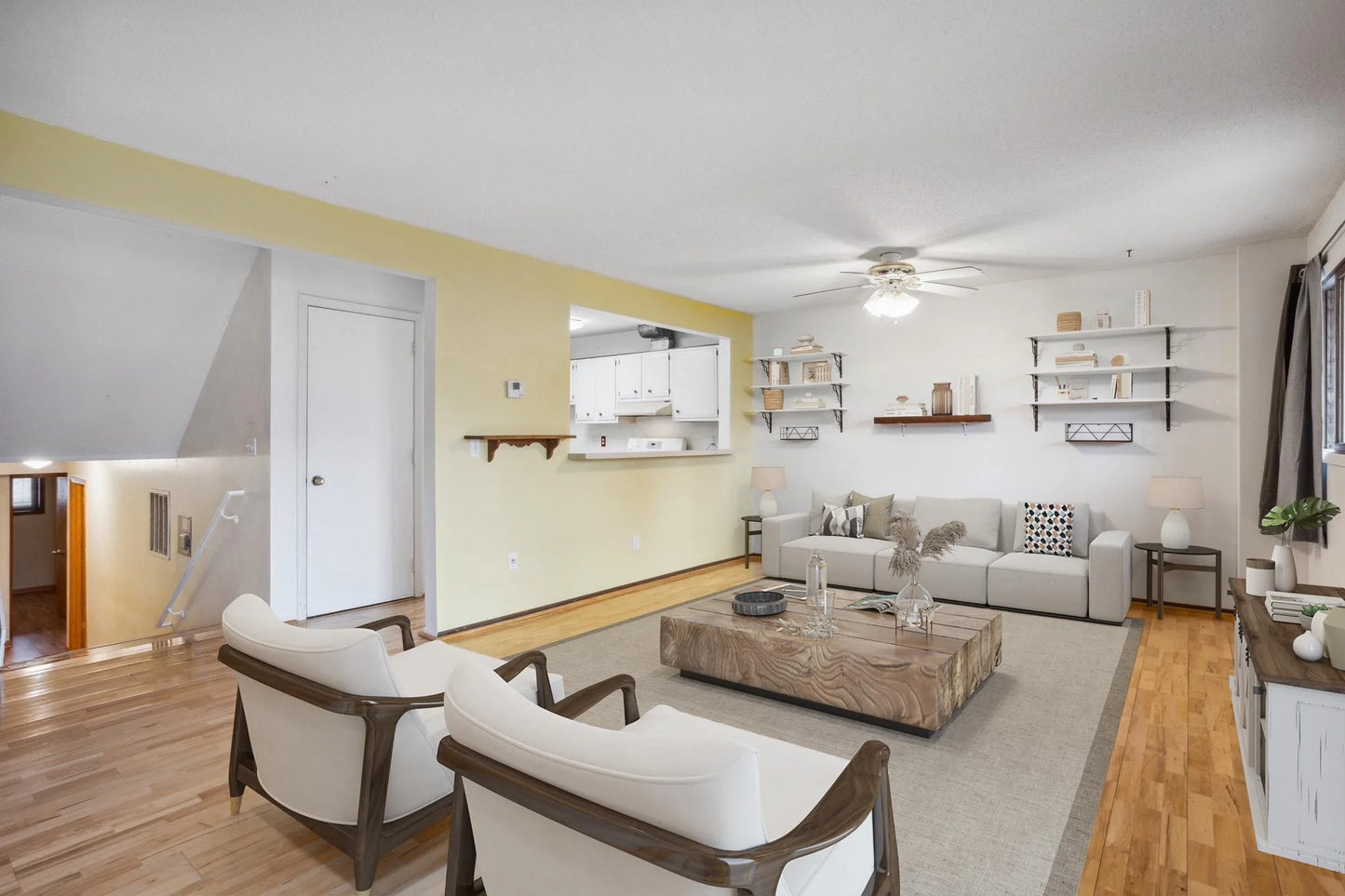 8928 Neill Lake Road, Eden Prairie, MN 55347