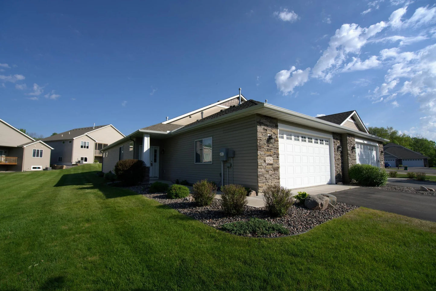 6150 Boulder Ridge Drive, Rockford, MN 55373
