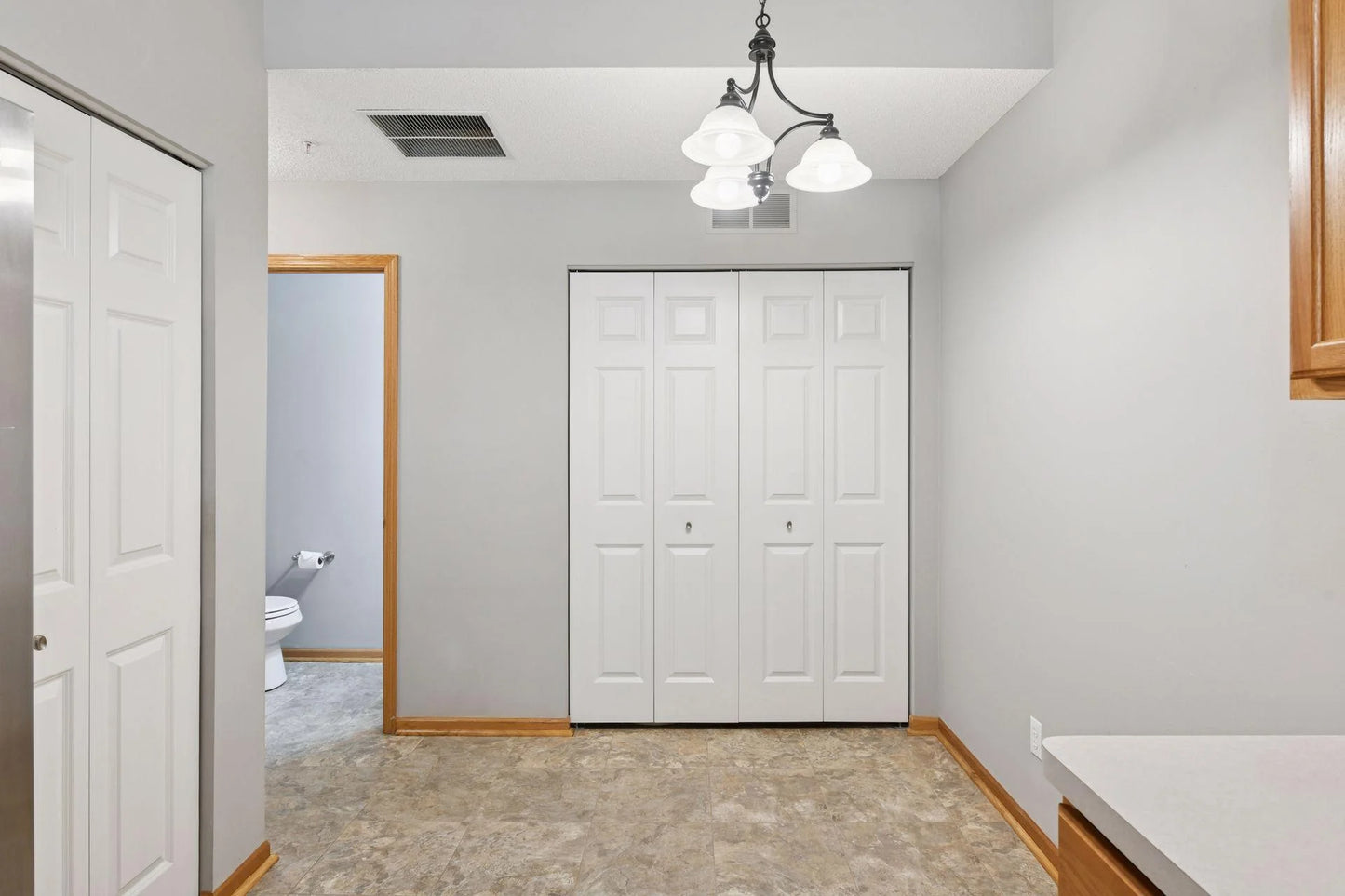 5075 Holly Lane, Plymouth, MN 55446