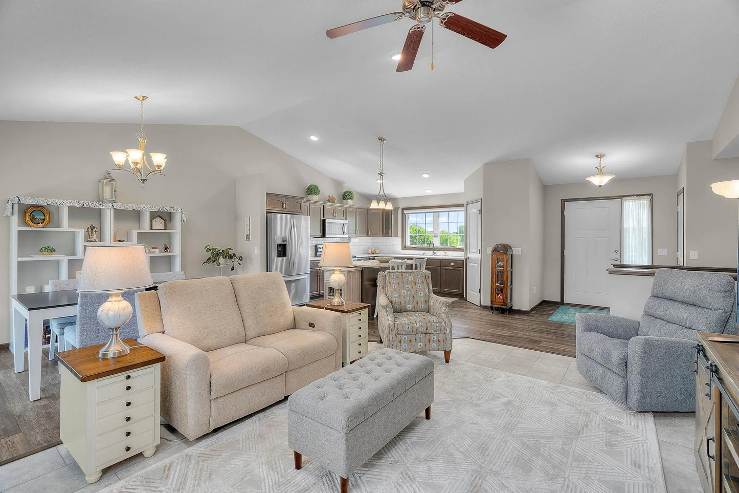5234 Sundial Lane, Woodbury, MN 55129