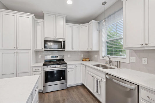 630 Lovell Avenue, Roseville, MN 55113