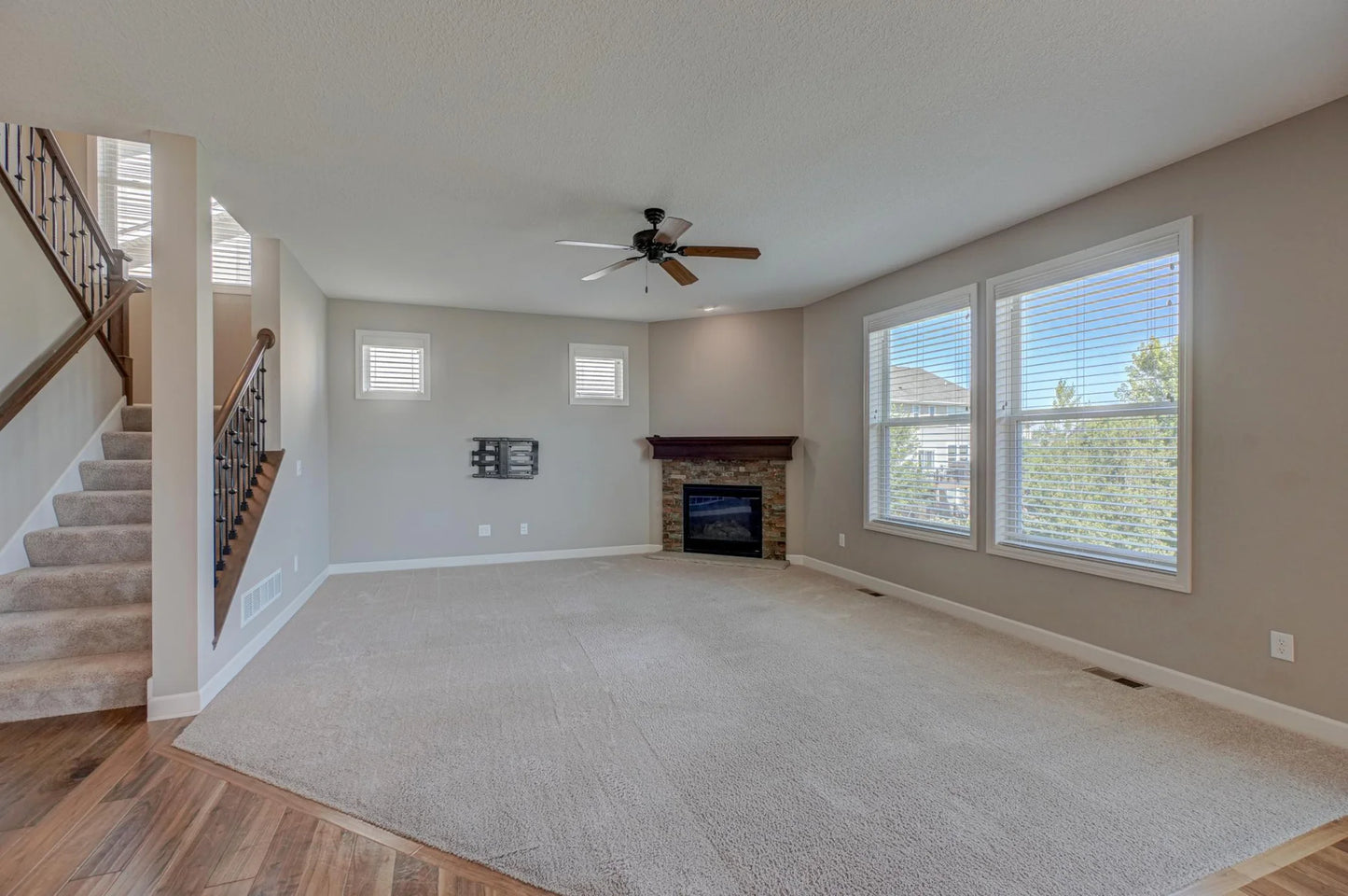4764 Ashton Curve, Woodbury, MN 55129