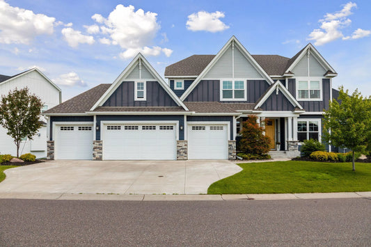62 Rapp Farm Boulevard, North Oaks, MN 55127