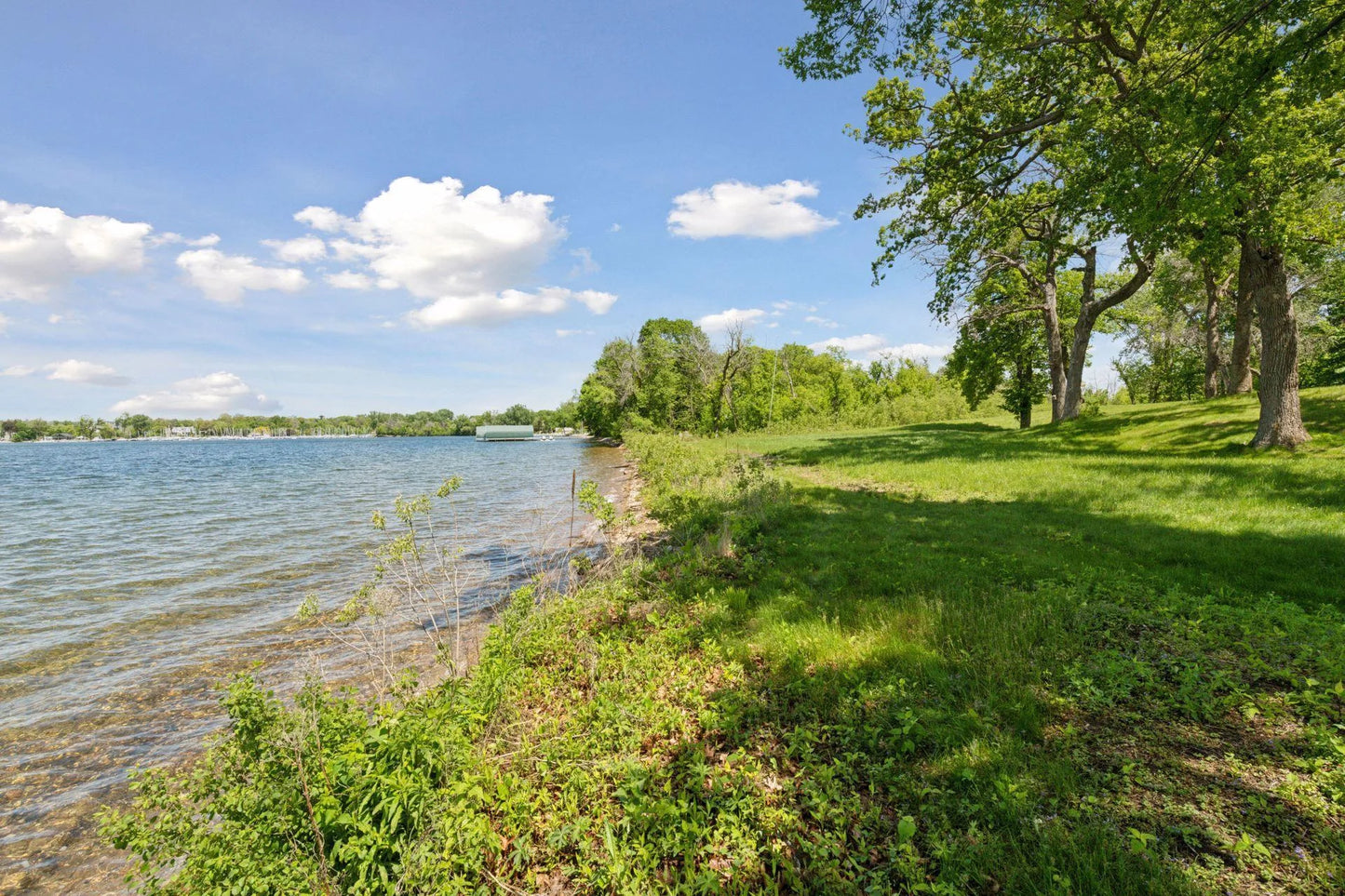 535 Bushaway Road, Wayzata, MN 55391