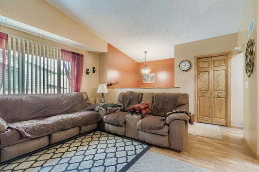 5117 Angeline Avenue, Crystal, MN 55429