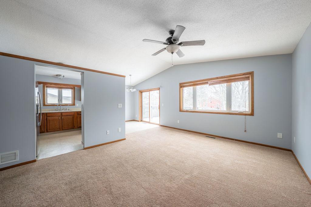 9022 Jeffery Avenue, Cottage Grove, MN 55016