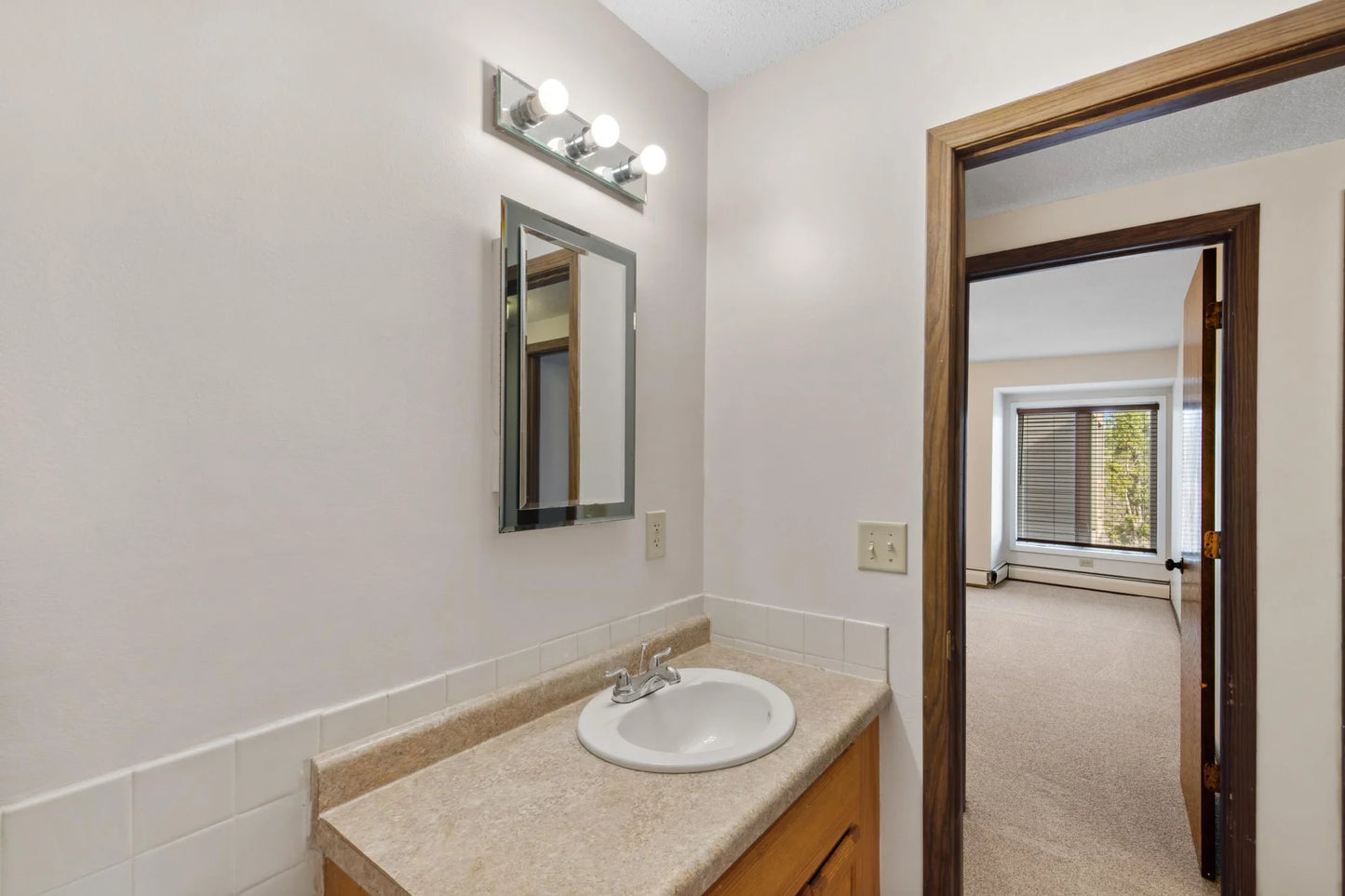450 Ford Road, Saint Louis Park, MN 55426
