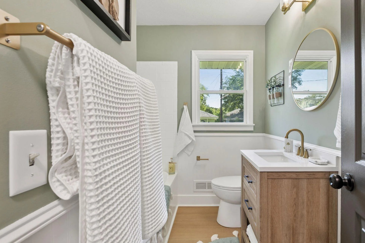 5136 Queen Avenue, Minneapolis, MN 55430