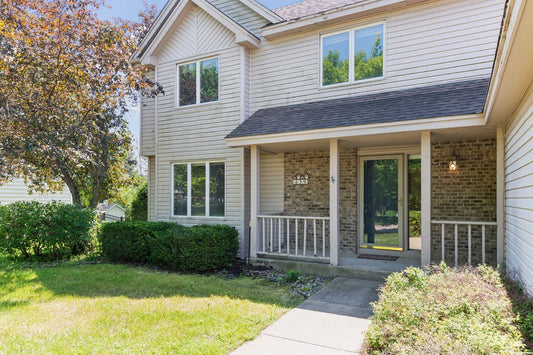 439 Ridge Lane, Chaska, MN 55318