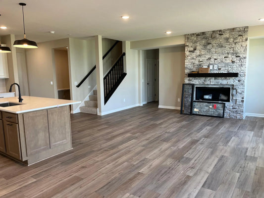 10374 Mcgregor Boulevard, Woodbury, MN 55129