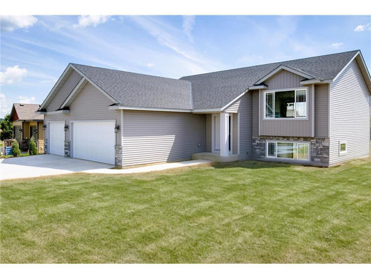 1355 Bridgewater Parkway, Dundas, MN 55019