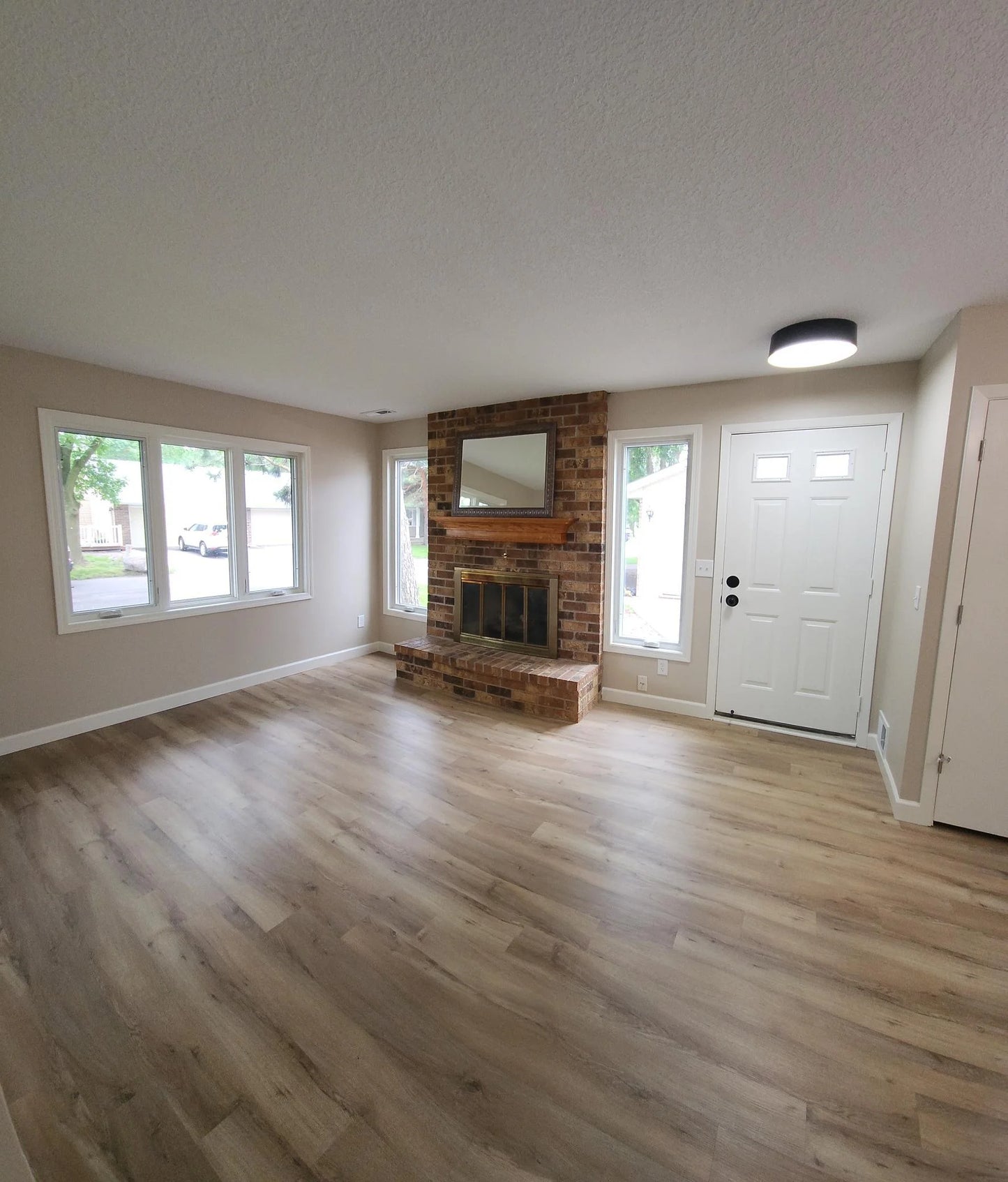9416 Ranchview Lane, Maple Grove, MN 55369