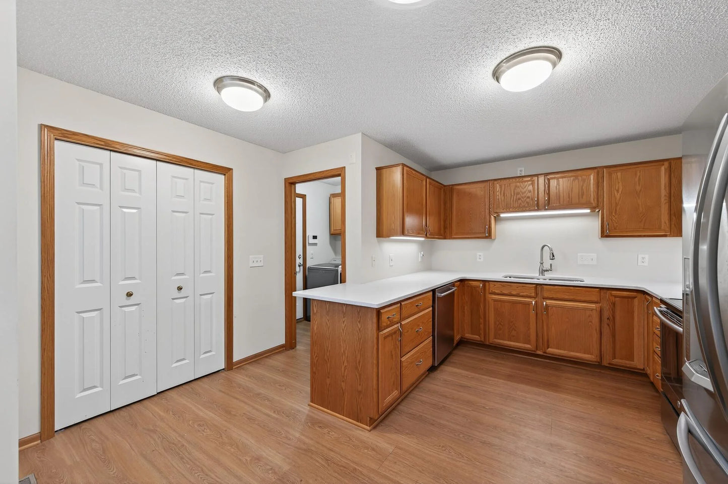 5215 Deerfield Lane, Prior Lake, MN 55372