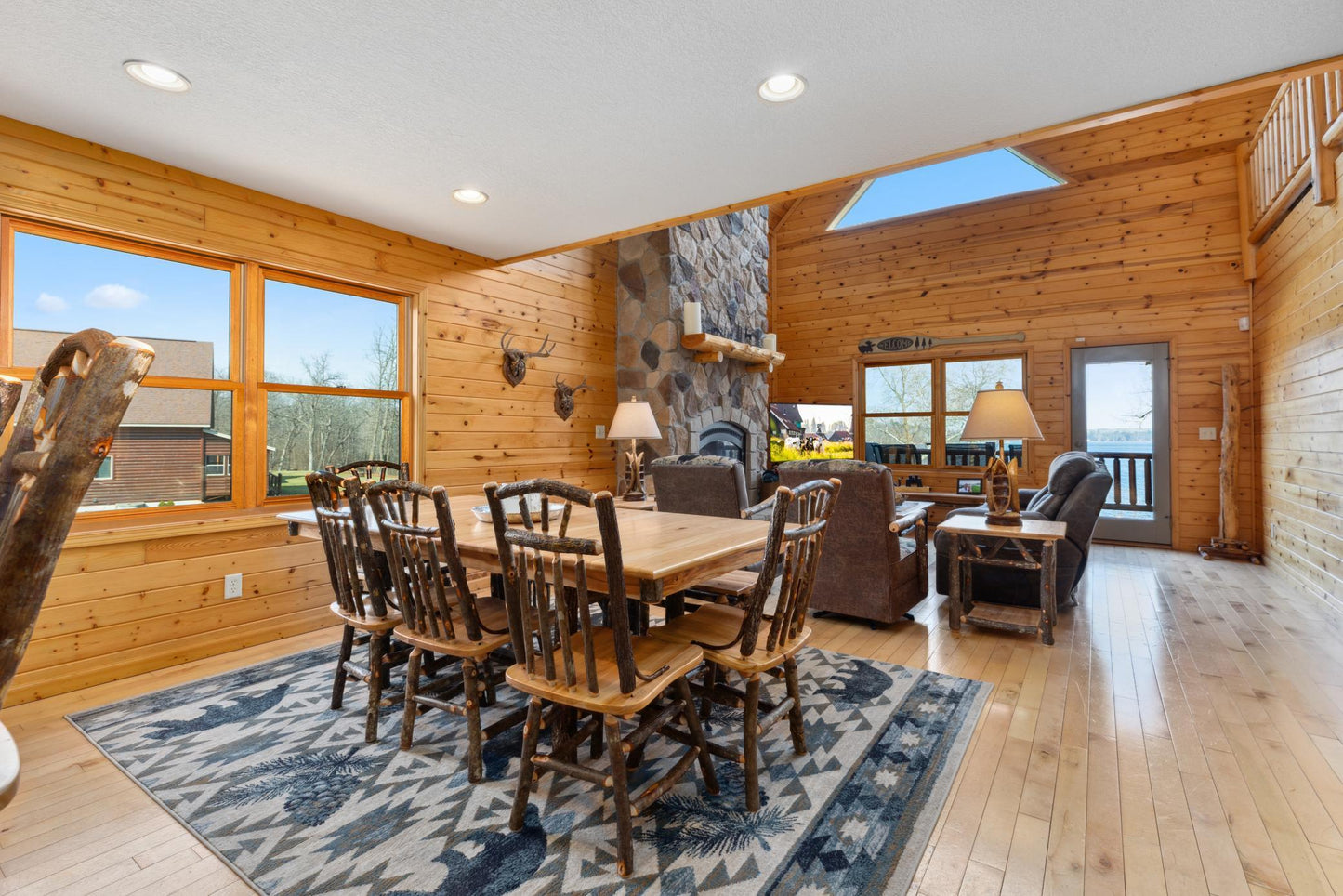 5586 White Pine Drive, Pequot Lakes, MN 56472